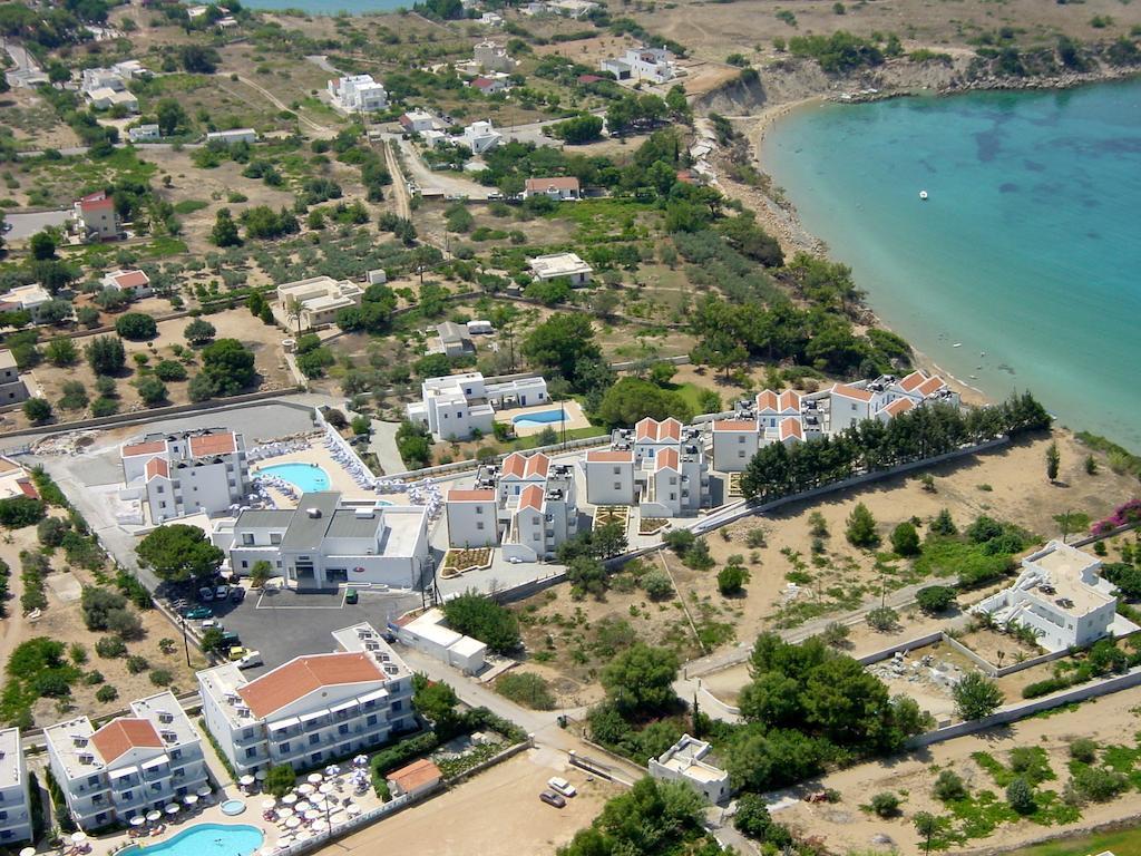 Lindia Thalassa Pefki  Luaran gambar