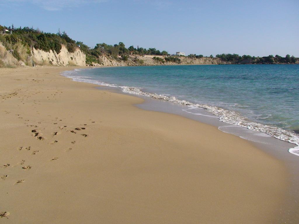 Lindia Thalassa Pefki  Luaran gambar