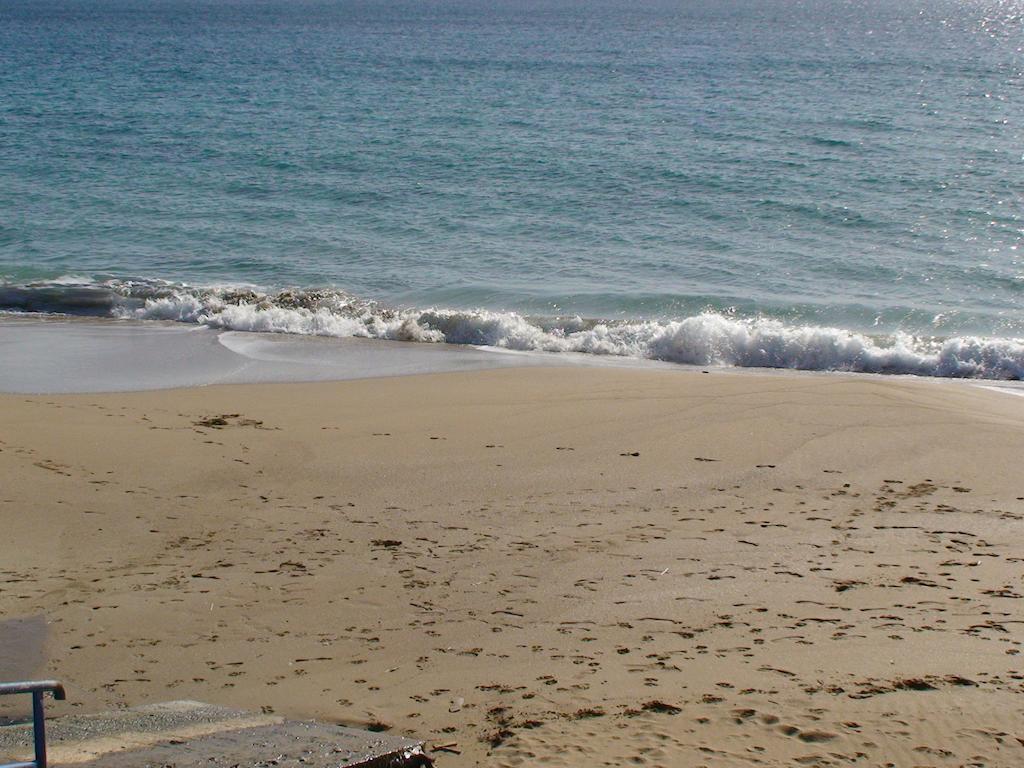 Lindia Thalassa Pefki  Luaran gambar